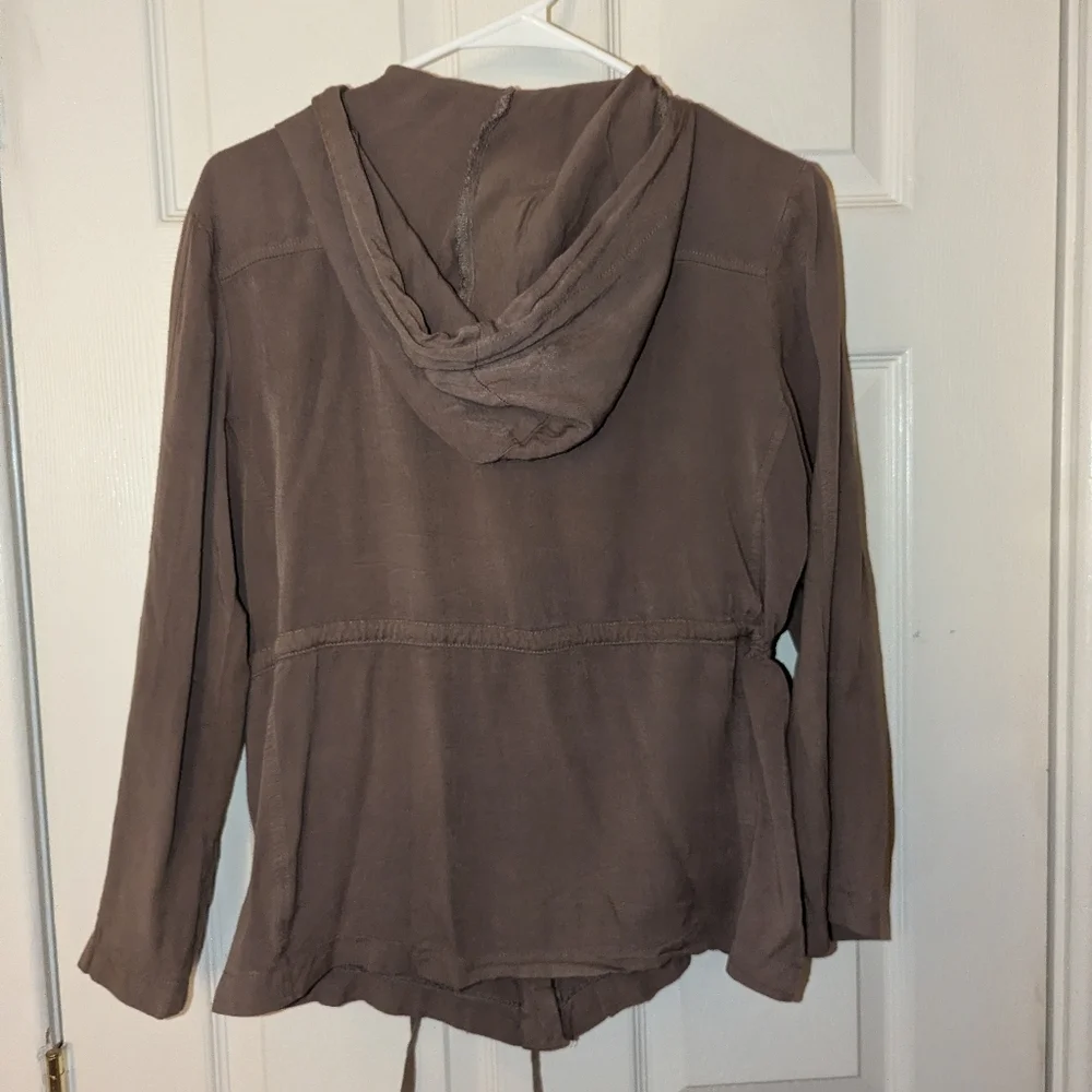 Light draw string jacket - Picture 2 of 4